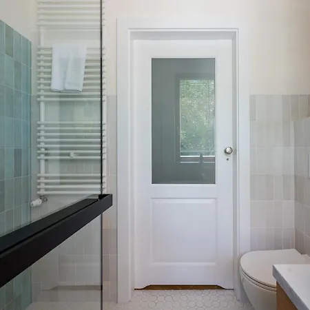 Praga Lochowska Deluxe By Bookinghost *