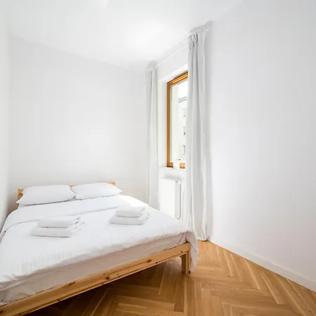 Apartmán Praga Lochowska Deluxe By Bookinghost