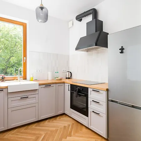 Praga Lochowska Deluxe By Bookinghost ワルシャワ